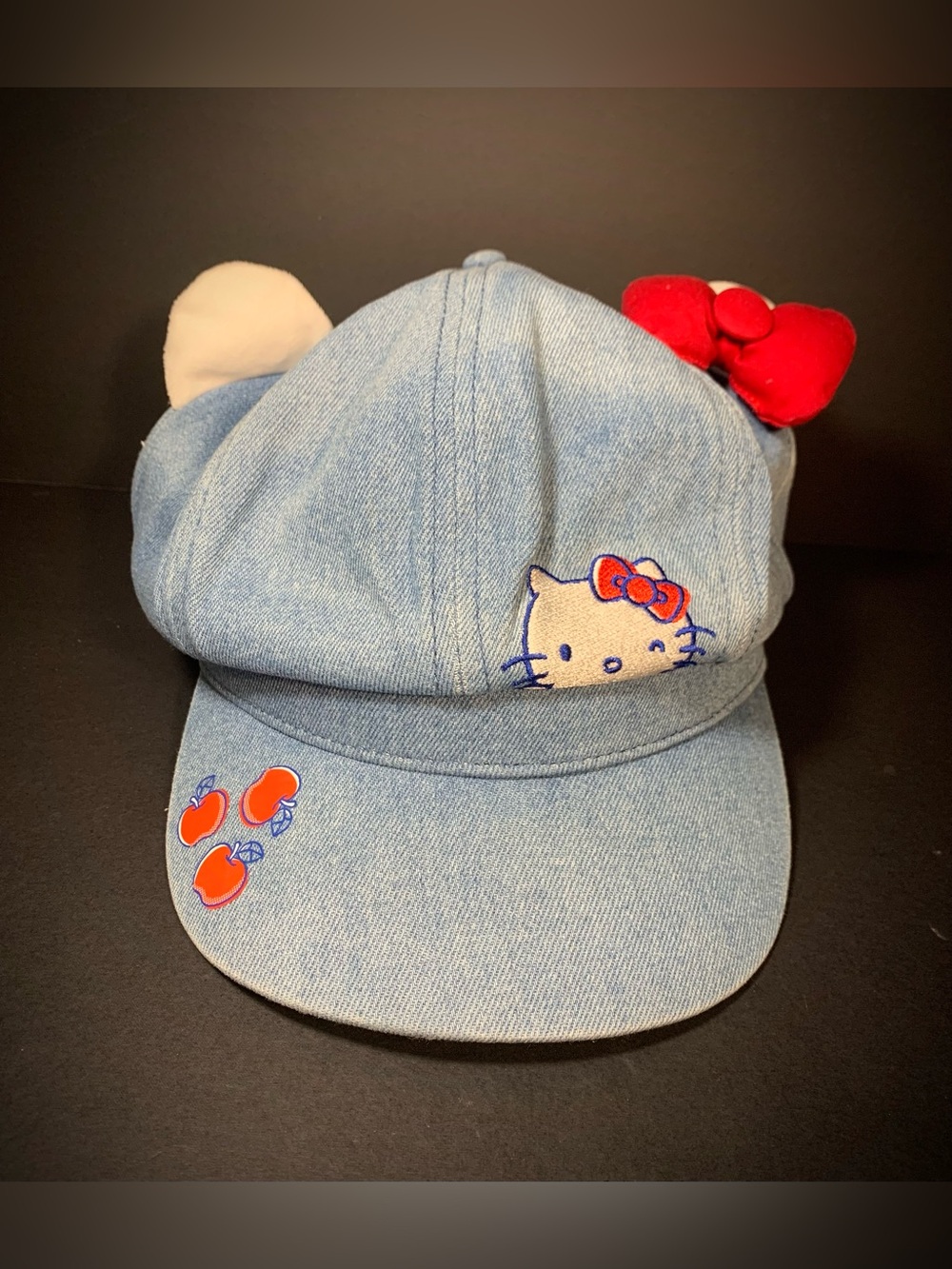 Hello Kitty Sanrio Women's Newsboy Hat Size One Blue Denim Red Bow Embroidered